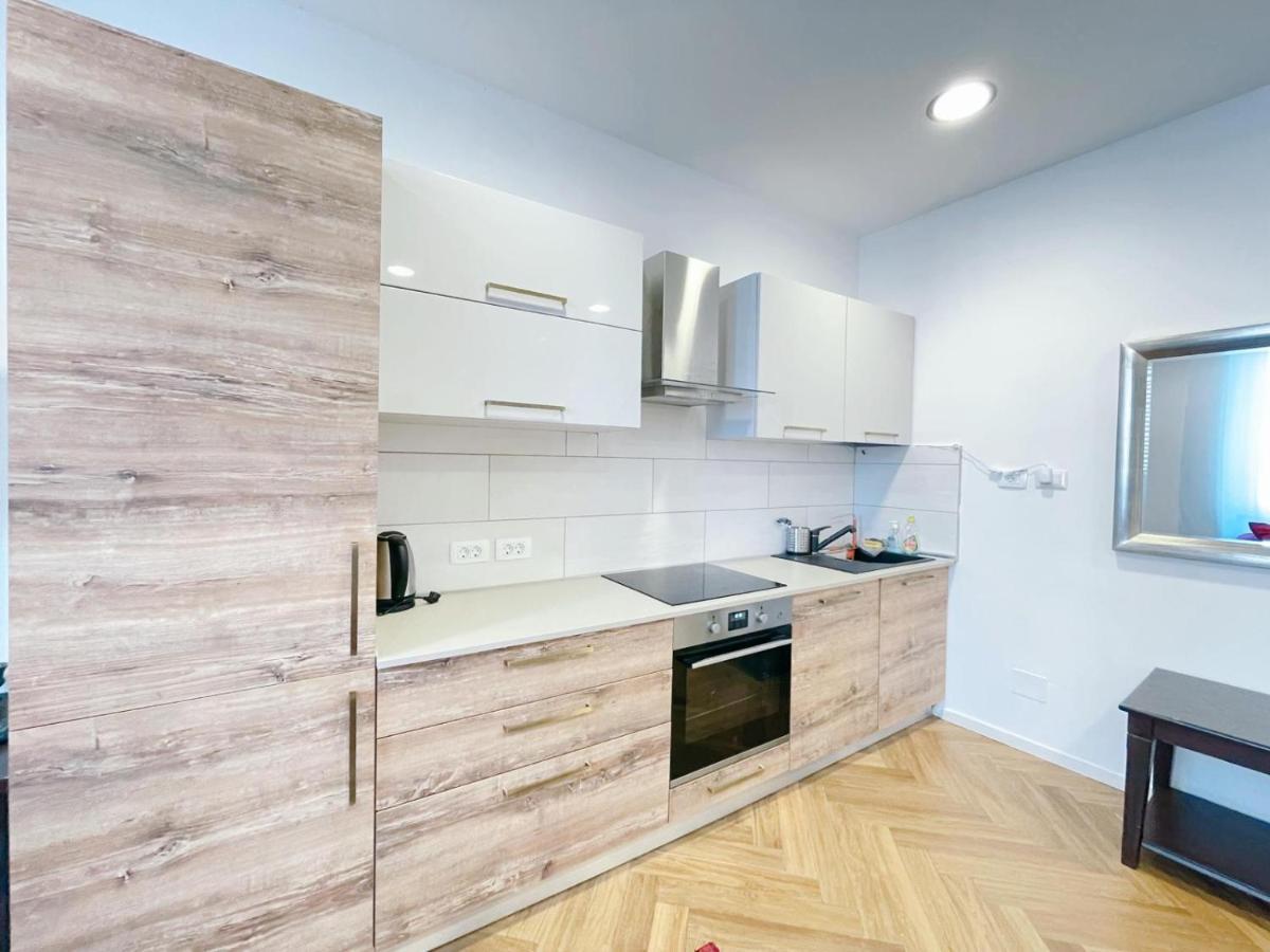 Apartment Candy Pula Bagian luar foto