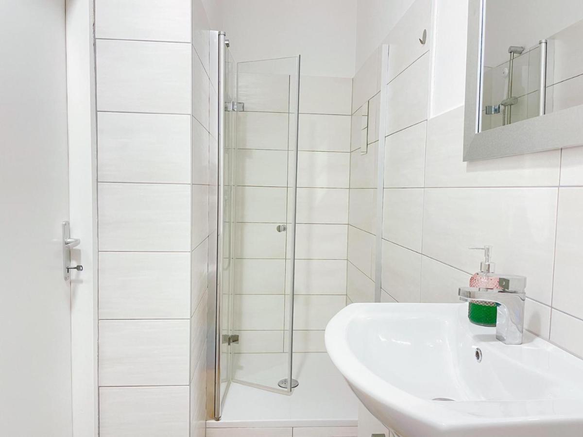Apartment Candy Pula Bagian luar foto