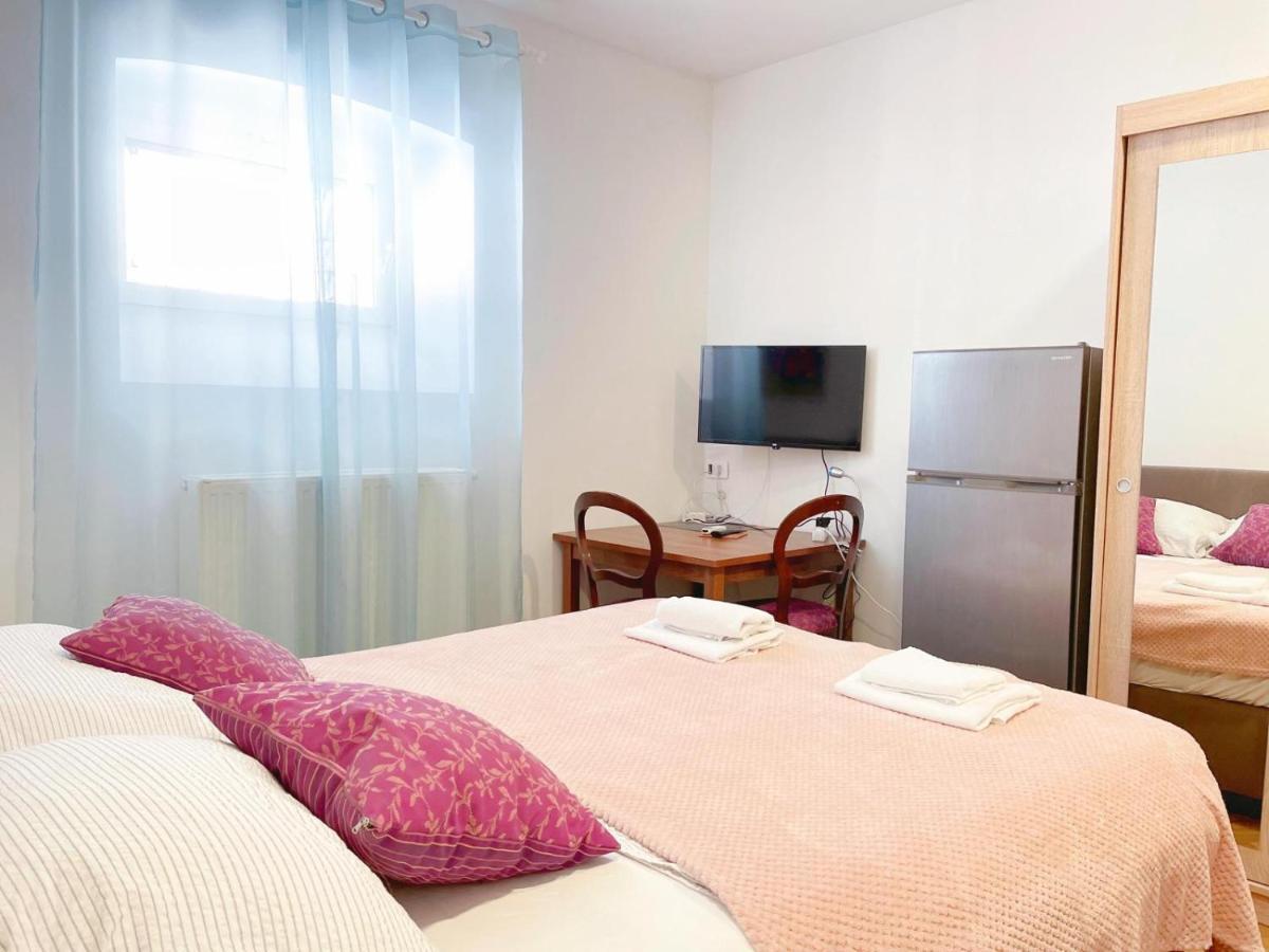 Apartment Candy Pula Bagian luar foto