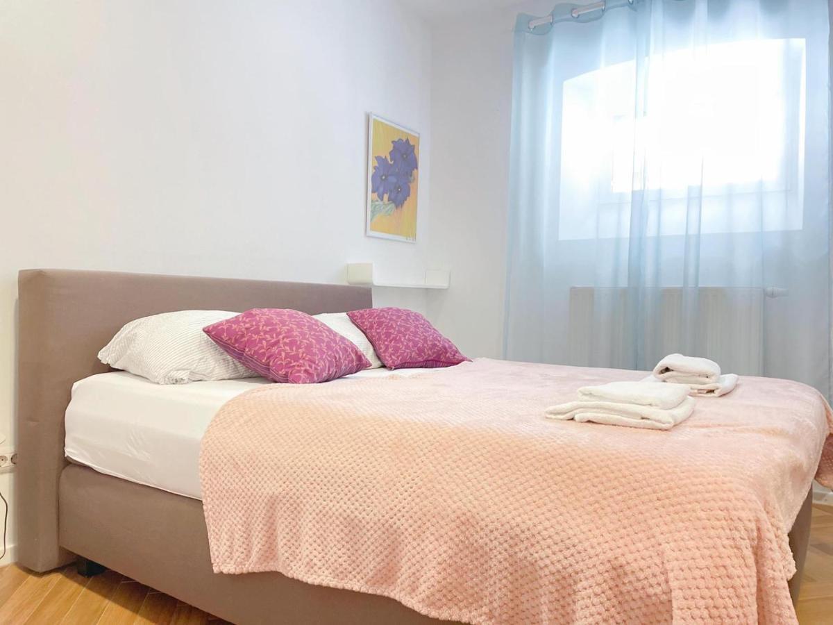 Apartment Candy Pula Bagian luar foto