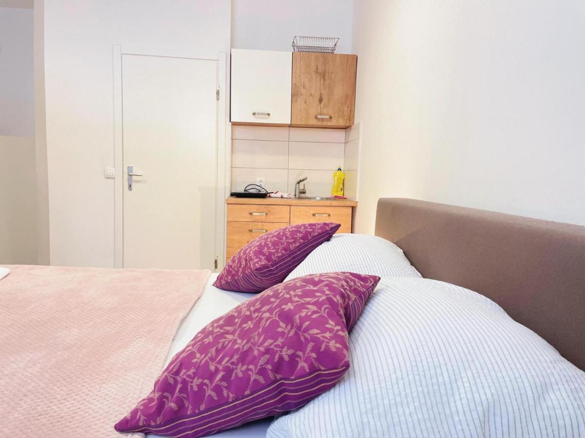 Apartment Candy Pula Bagian luar foto