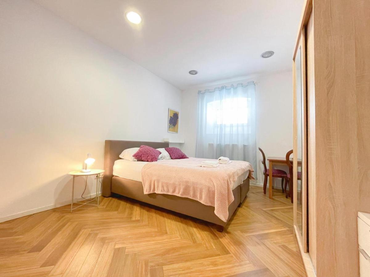Apartment Candy Pula Bagian luar foto